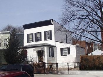 98-07 35th Ave