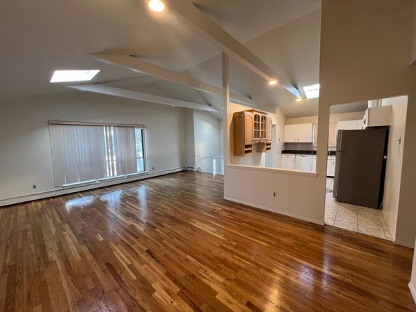 22 High Street, Roslyn Heights NY 11577