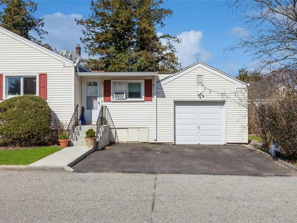 55 Nassau Avenue, Glen Cove NY 11542
