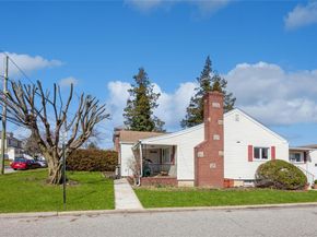 55 Nassau Avenue, Glen Cove NY 11542