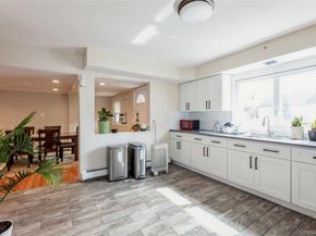 55 Nassau Avenue, Glen Cove NY 11542