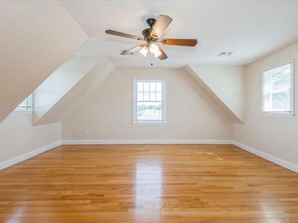 35 East Avenue, Glen Cove NY 11542