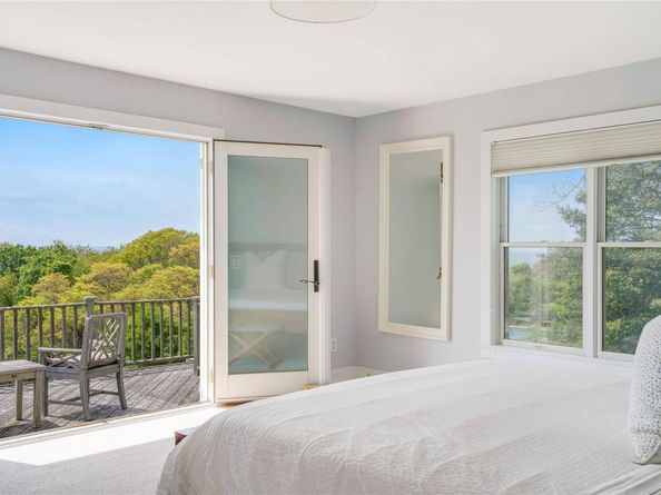 6 Beech Hollow Court, Montauk NY 11954