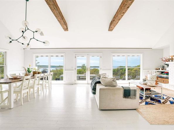 6 Beech Hollow Court, Montauk NY 11954