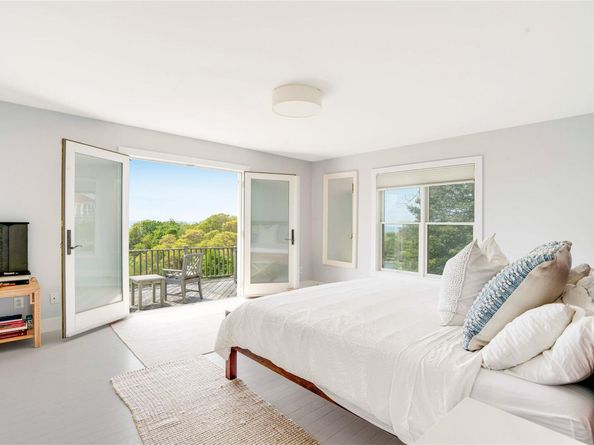6 Beech Hollow Court, Montauk NY 11954