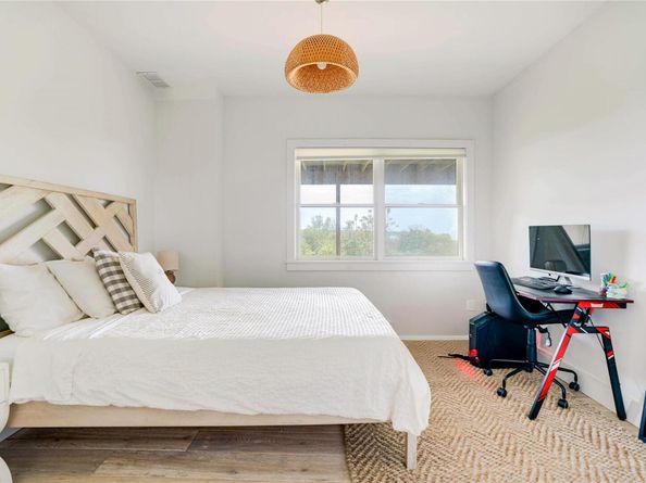 6 Beech Hollow Court, Montauk NY 11954