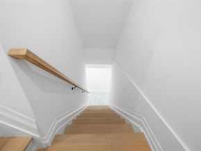 46 Snapdragon Lane, Roslyn Heights NY 11577