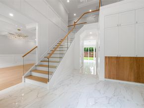 46 Snapdragon Lane, Roslyn Heights NY 11577