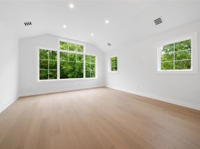 46 Snapdragon Lane, Roslyn Heights NY 11577