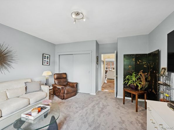 162-41 Powells Cove Boulevard 4G, Beechhurst NY 11357