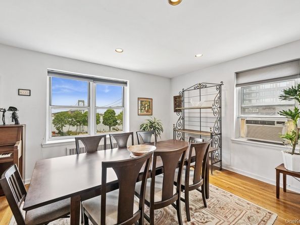 162-41 Powells Cove Boulevard 4G, Beechhurst NY 11357