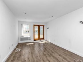 440 W Broadway 3A, Long Beach NY 11561