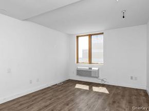 440 W Broadway 3A, Long Beach NY 11561