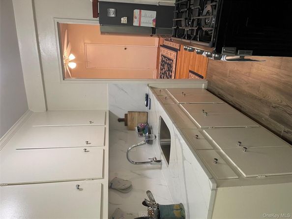 1430 Thieriot Avenue 6J, Bronx NY 10460