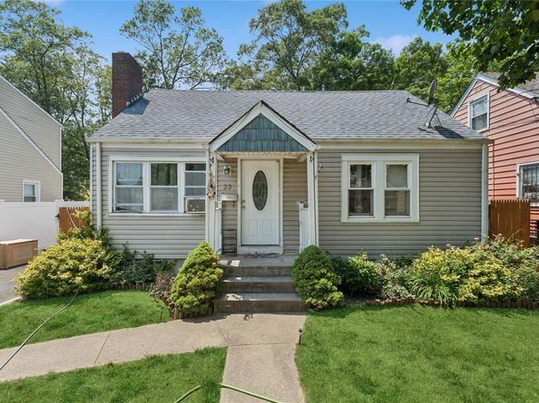 23 Wagner Avenue, Roosevelt NY 11575