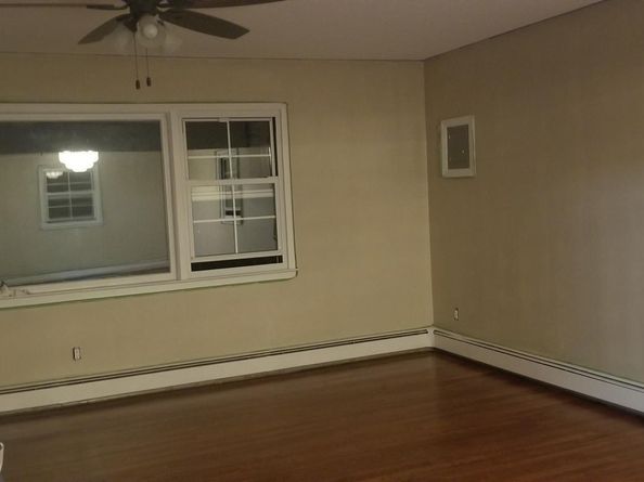 1571 Greenway Boulevard, Valley Stream NY 11580