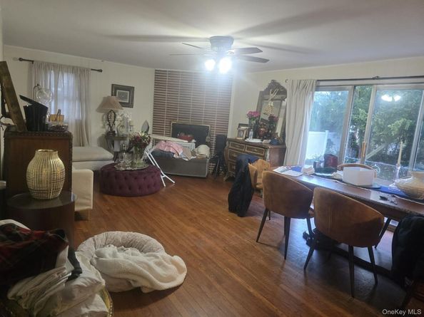 1571 Greenway Boulevard, Valley Stream NY 11580