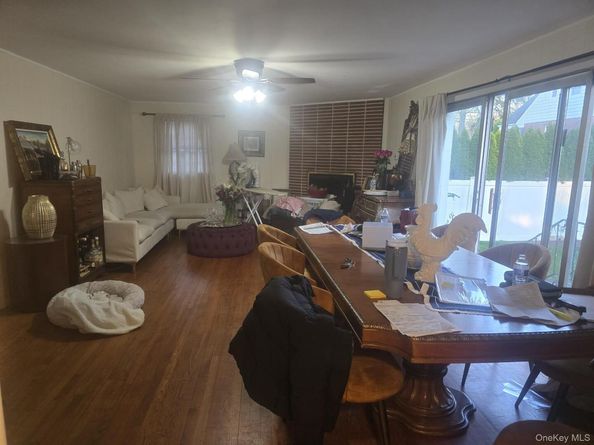 1571 Greenway Boulevard, Valley Stream NY 11580