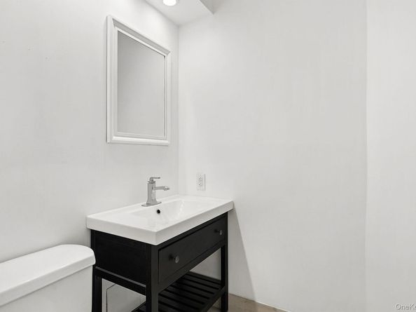 300 High Point Drive 313, Hartsdale NY 10530
