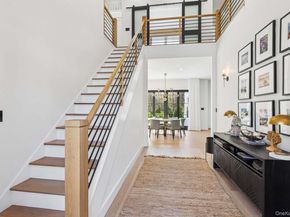 14 Oak Grove Road, Southampton NY 11968