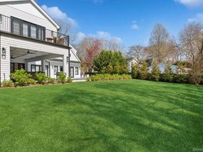 14 Oak Grove Road, Southampton NY 11968
