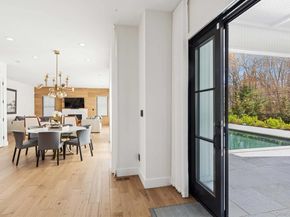 14 Oak Grove Road, Southampton NY 11968