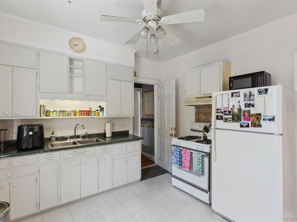 128 Hale Avenue, White Plains NY 10605
