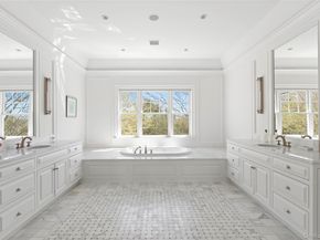 672 Halsey Lane, Water Mill NY 11932