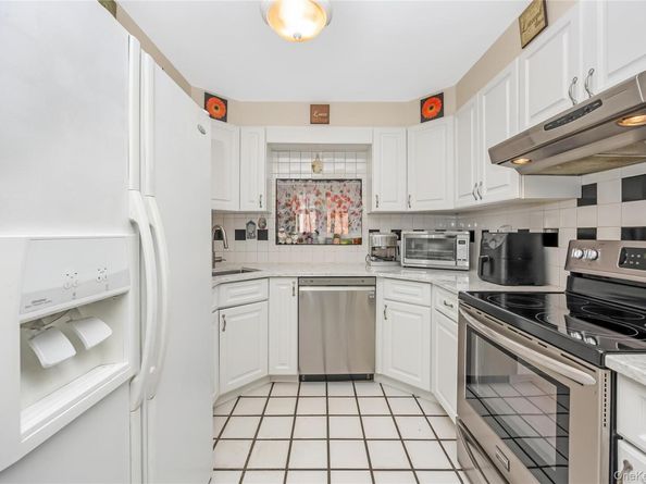 126-09 5th Avenue, College Point NY 11356