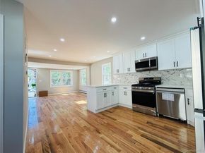 16421 109th Road, Jamaica NY 11433