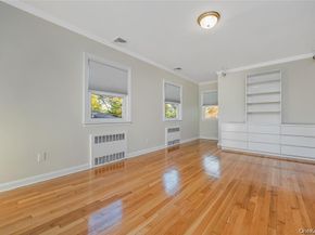 15 Combes Avenue, Rockville Centre NY 11570