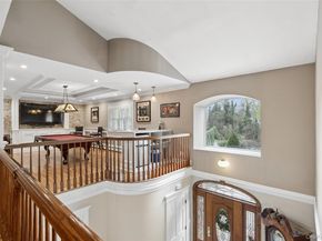 70 Laurel Court, Laurel Hollow NY 11791
