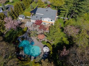 70 Laurel Court, Laurel Hollow NY 11791