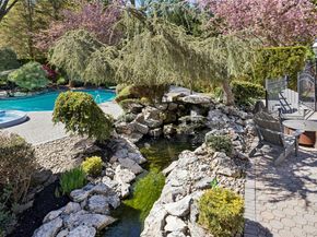 70 Laurel Court, Laurel Hollow NY 11791