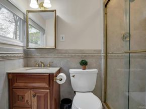22 Abbey Drive, Commack NY 11725