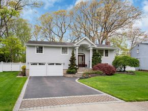 22 Abbey Drive, Commack NY 11725