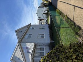 727 Beck Street, Uniondale NY 11553