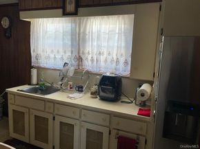 727 Beck Street, Uniondale NY 11553