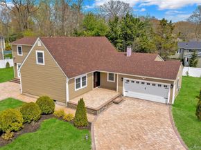 907 Pearl Street, Bohemia NY 11716