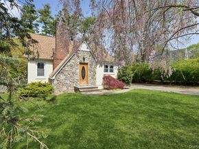 107 E 25th Street, Huntington Station NY 11746