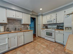 20 Evon Drive, Syosset NY 11791