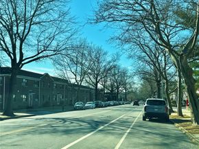 138-29 Jewel Ave 2D, Kew Garden Hills NY 11367