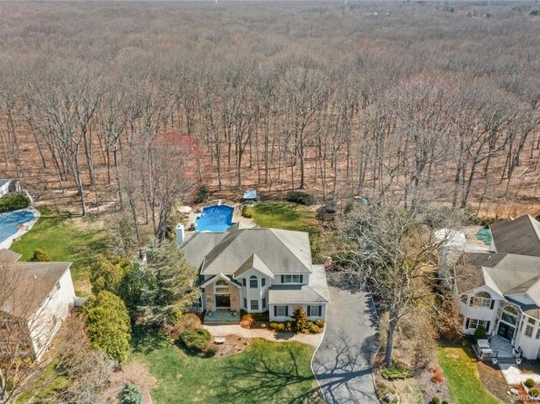 24 Ramsey Court, East Setauket NY 11733