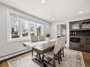 644 N Clinton Avenue, Lindenhurst NY 11757