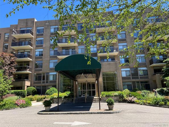 35 N Chatsworth Avenue 1J, Larchmont NY 10538