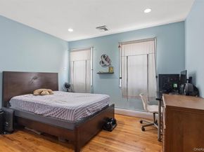 2701 S Seamans Neck Road, Seaford NY 11783