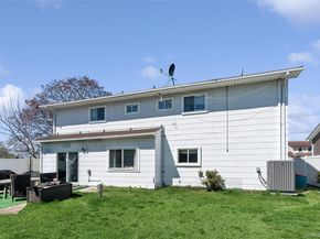 2701 S Seamans Neck Road, Seaford NY 11783