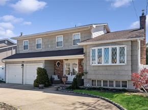 2701 S Seamans Neck Road, Seaford NY 11783