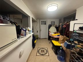 12 Hilton Court, Hicksville NY 11801