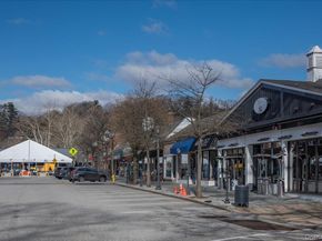 230 Garth Road 7D1, Scarsdale NY 10583
